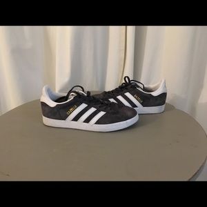 Grey Adidas Gazelle Size 6.5